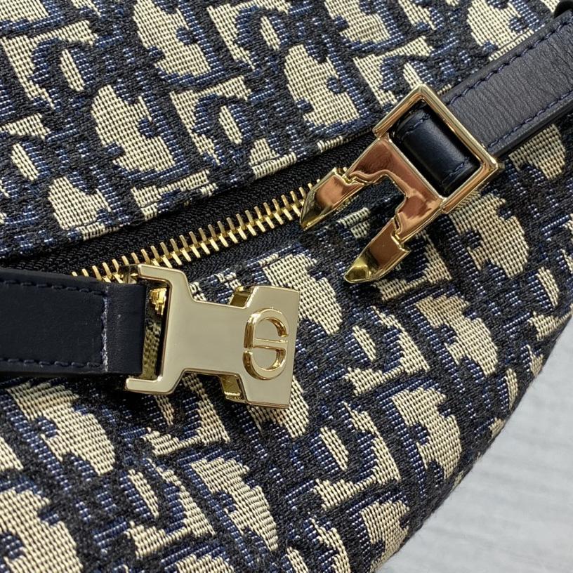 Dior Medium Diortravel Nomad Pouch - FashionPlug
