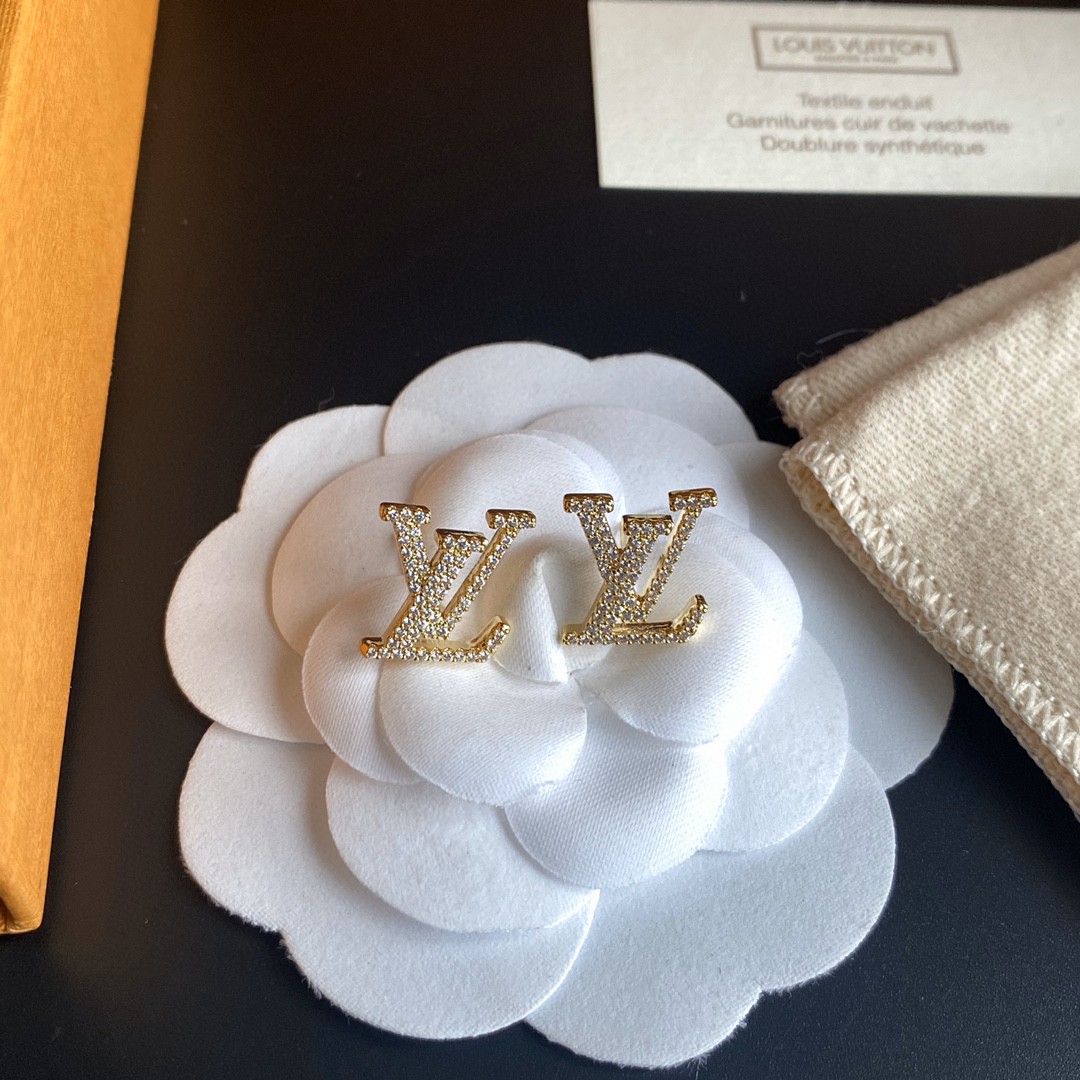 Louis Vuitton Earrings - FashionPlug