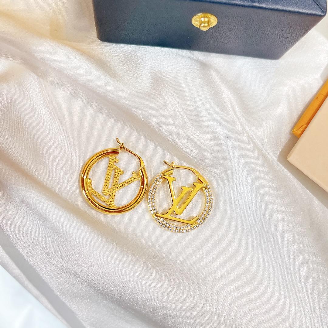 Louis Vuitton Earrings - FashionPlug