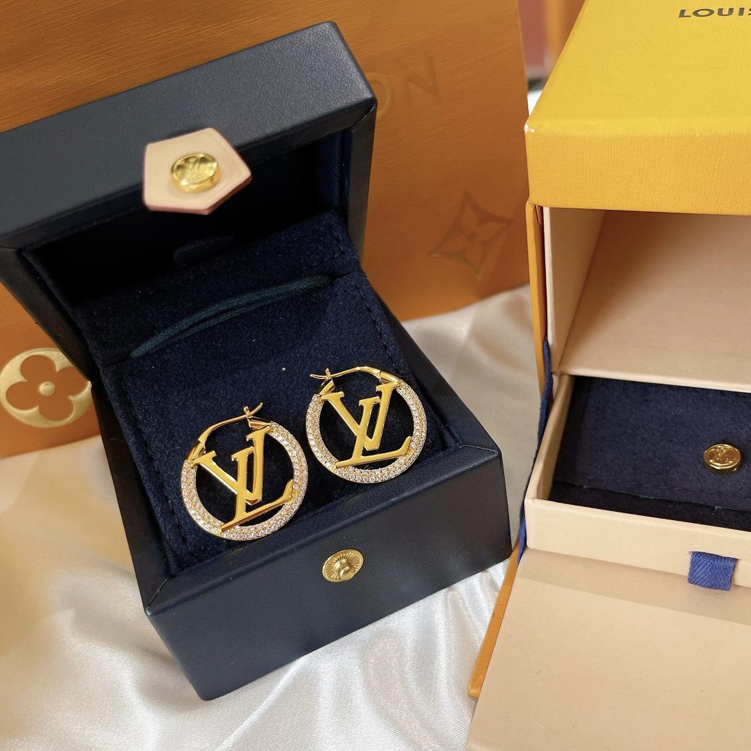 Louis Vuitton Earrings - FashionPlug