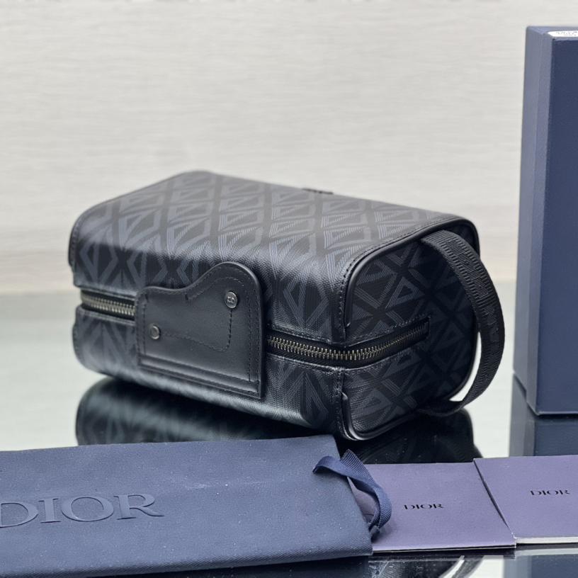 Dior Lingot Toiletry Case - FashionPlug