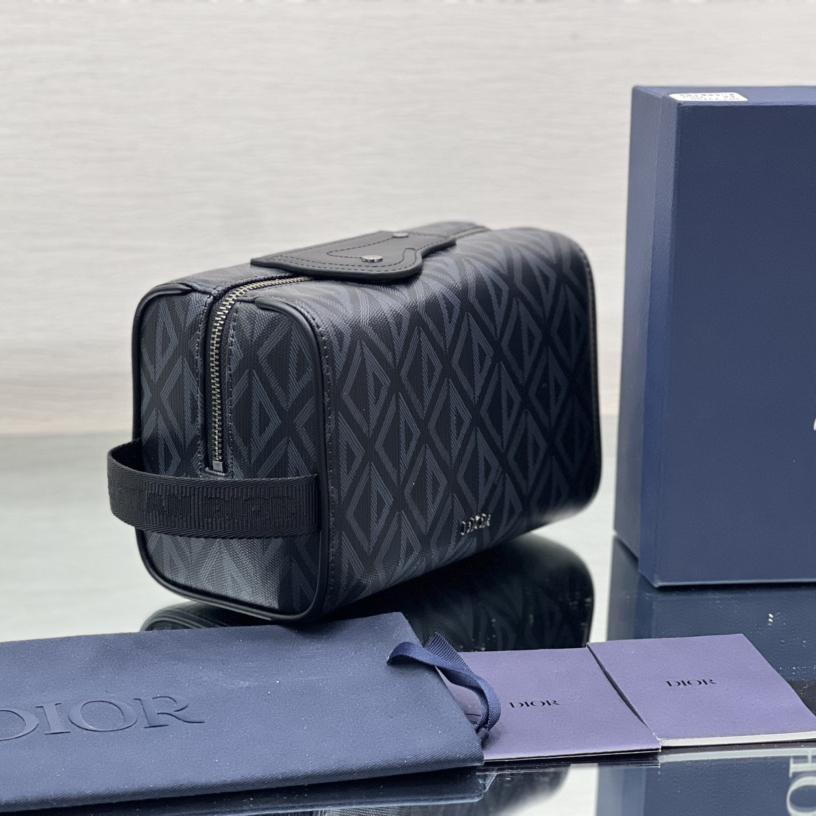 Dior Lingot Toiletry Case - FashionPlug