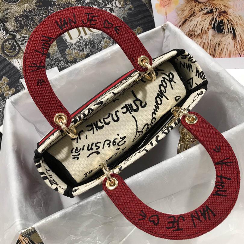 Dior Lady D-Lite Bag Embroidered Canvas (24-20-11cm) - FashionPlug