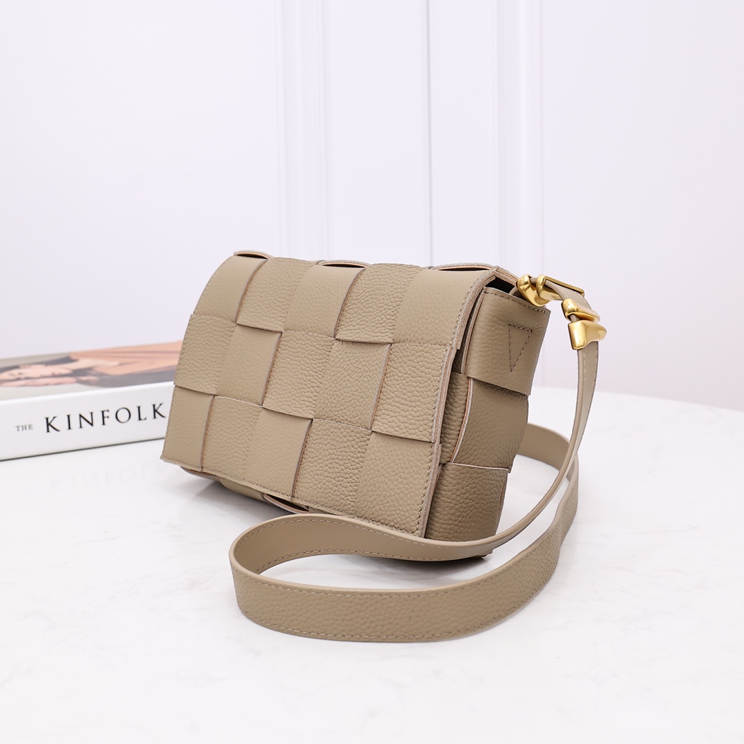 Bottega Veneta Cassette - FashionPlug