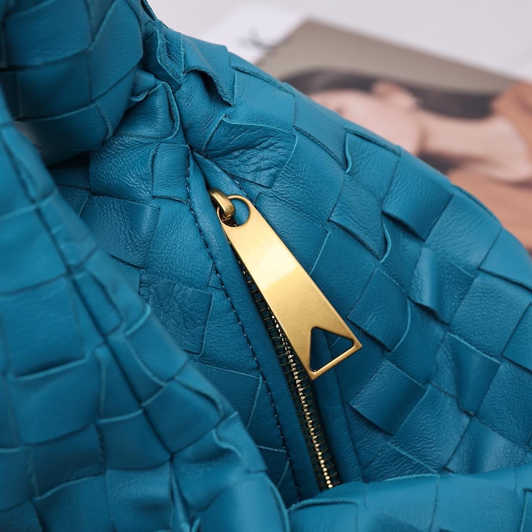 Bottega Veneta Mini Jodie - FashionPlug