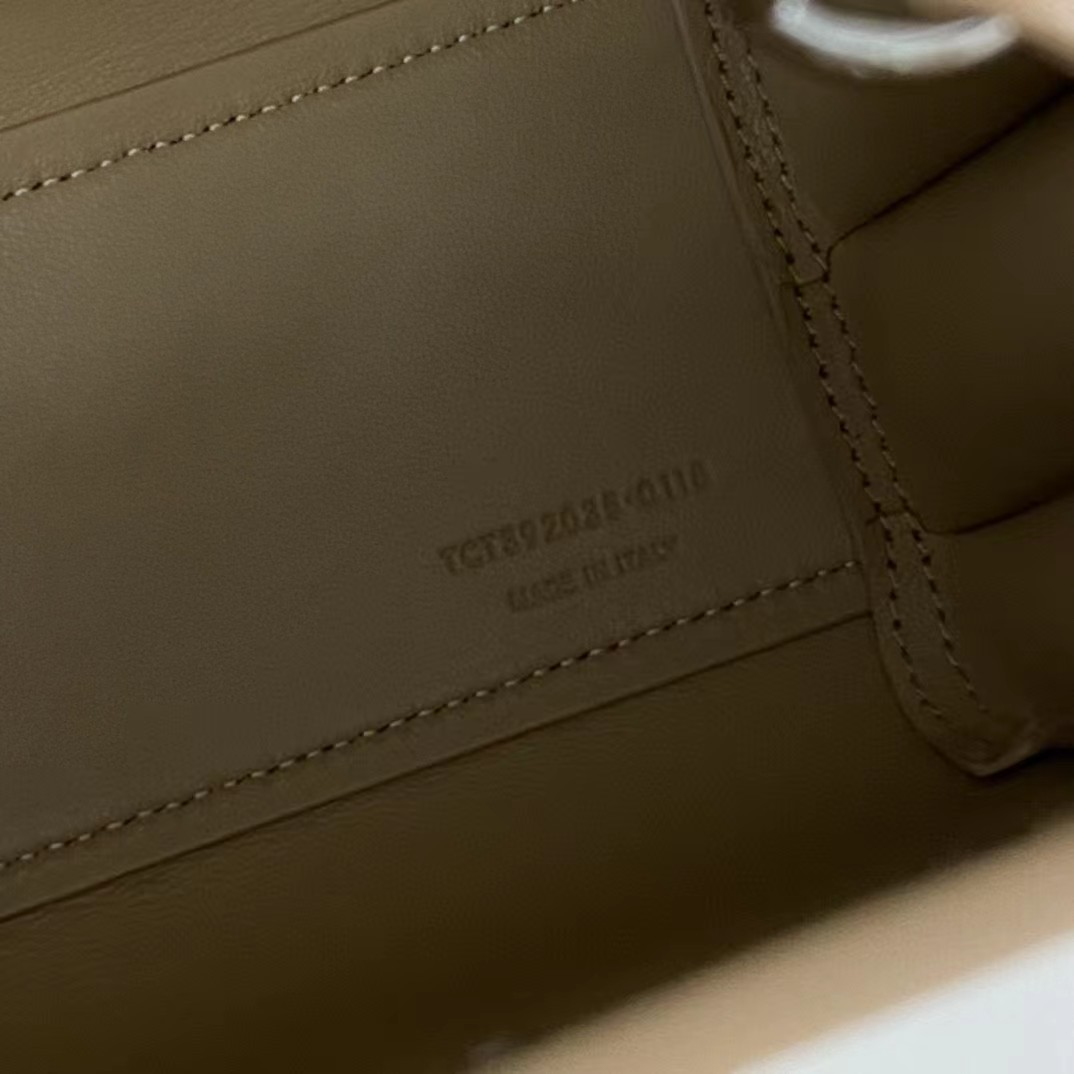 Saint Laurent Supple Bag(22-18-10.5cm) - FashionPlug