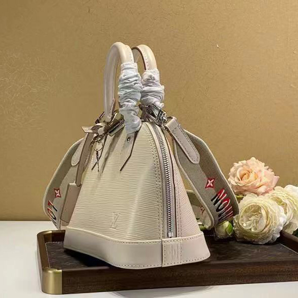 Louis Vuitton Alma BB Bag(23.5-17.5-11.5cm)     M58706 - FashionPlug