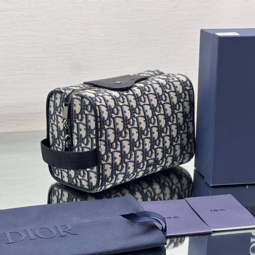 Dior Lingot Toiletry Case - FashionPlug