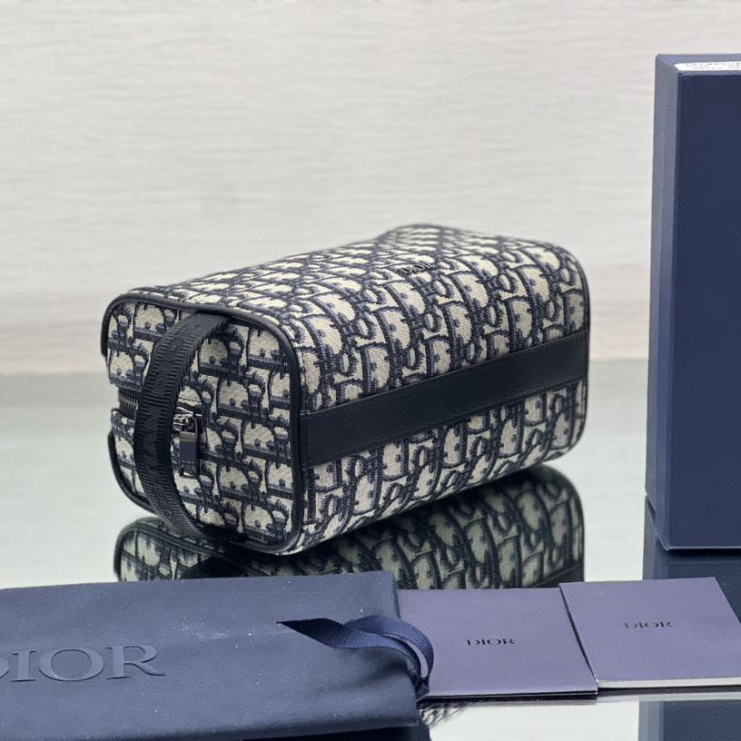 Dior Lingot Toiletry Case - FashionPlug