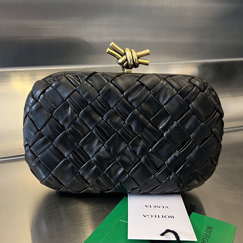 Bottega Veneta Knot - FashionPlug