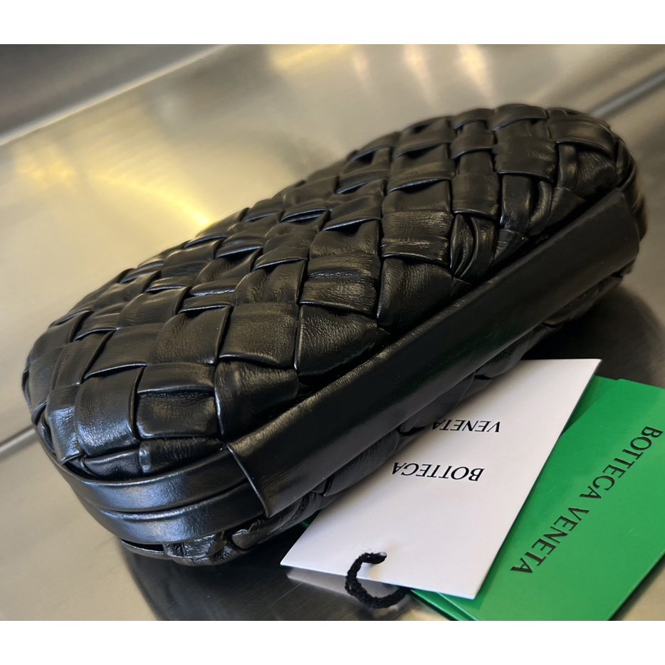 Bottega Veneta Knot - FashionPlug