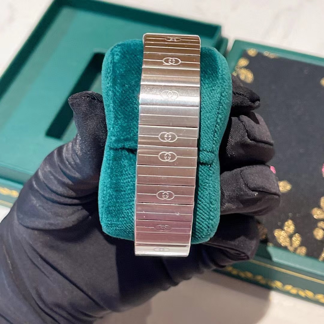Gucci Stainless Steel Watch - FashionPlug