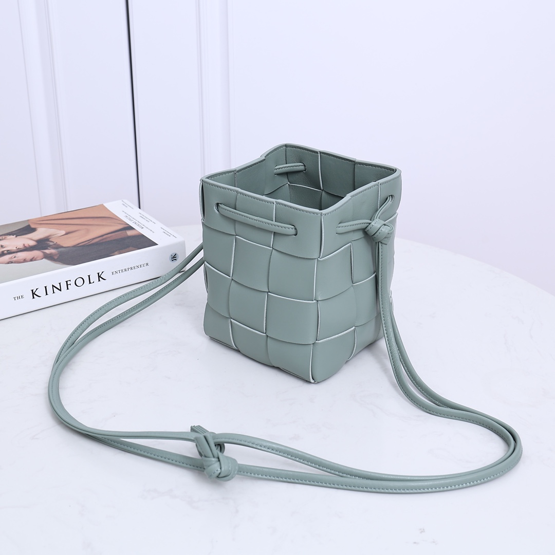 Bottega Veneta Small Cassette Bucket Bag - FashionPlug