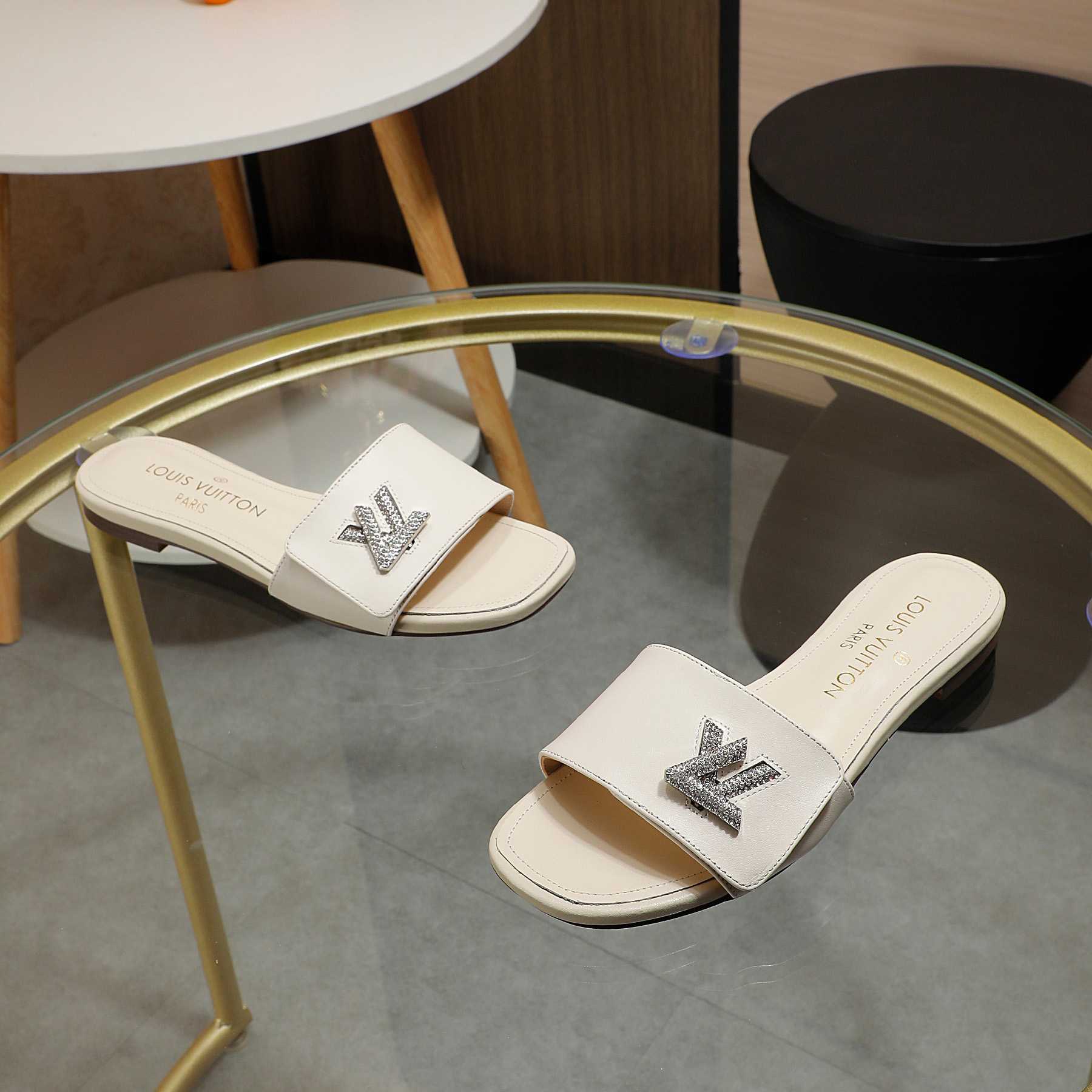 Louis Vuitton Shake Flat Mule       - FashionPlug