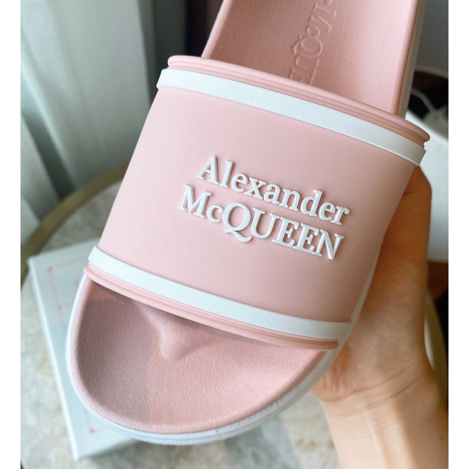 Alexander Mqueen Oversized Hybrid Signature Slide  - FashionPlug