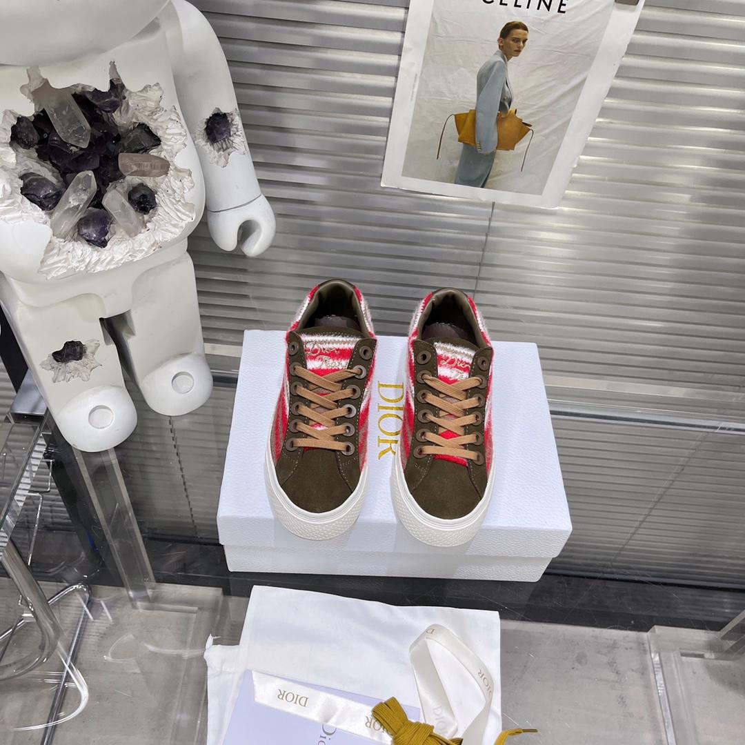 Dior D-Tears Sneaker - FashionPlug