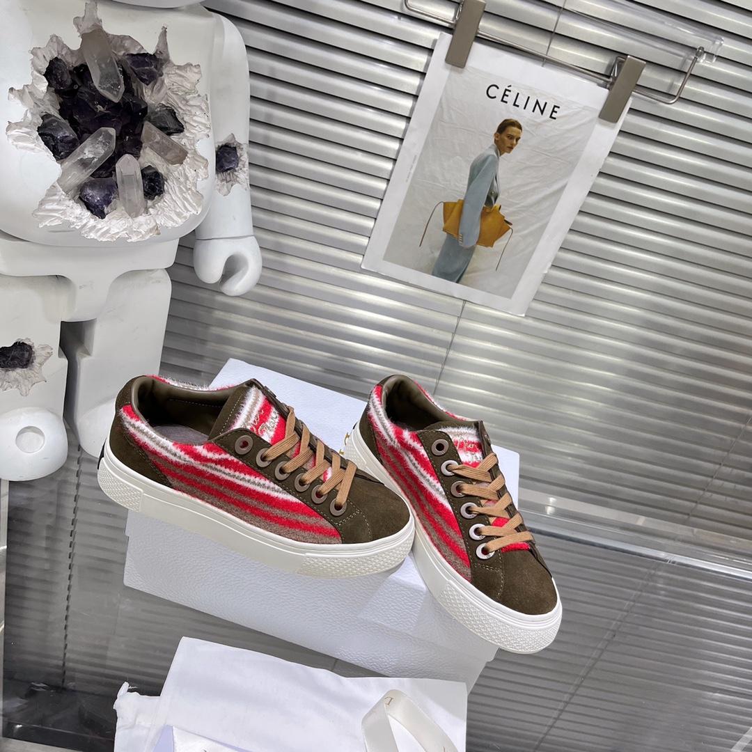 Dior D-Tears Sneaker - FashionPlug