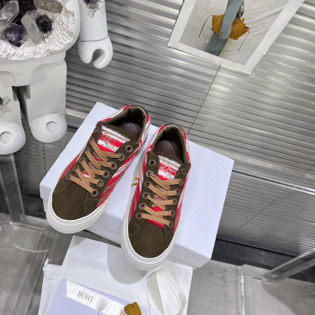 Dior D-Tears Sneaker - FashionPlug