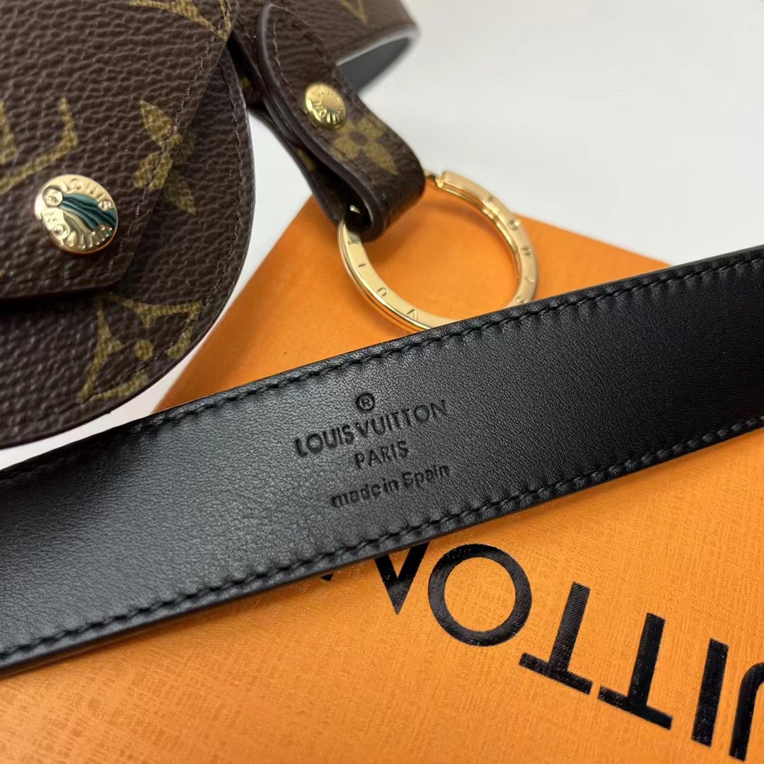 Louis Vuitton Daily Multi Pocket 30mm Belt      M0236Y - FashionPlug