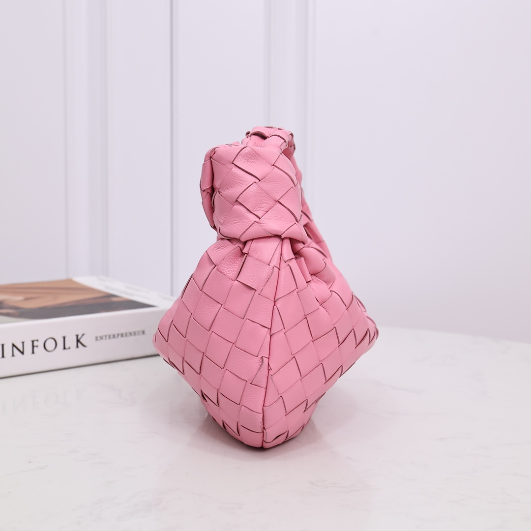 Bottega Veneta Mini Jodie - FashionPlug
