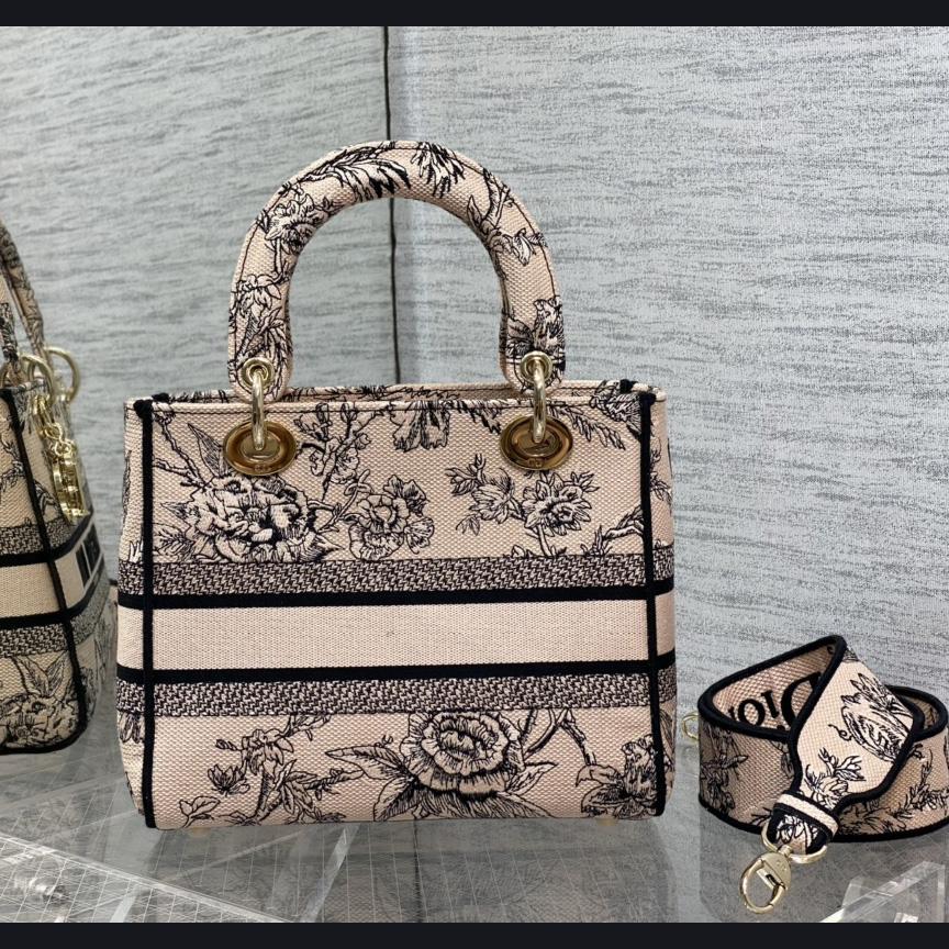 Dior Medium Lady D-lite Bag - FashionPlug