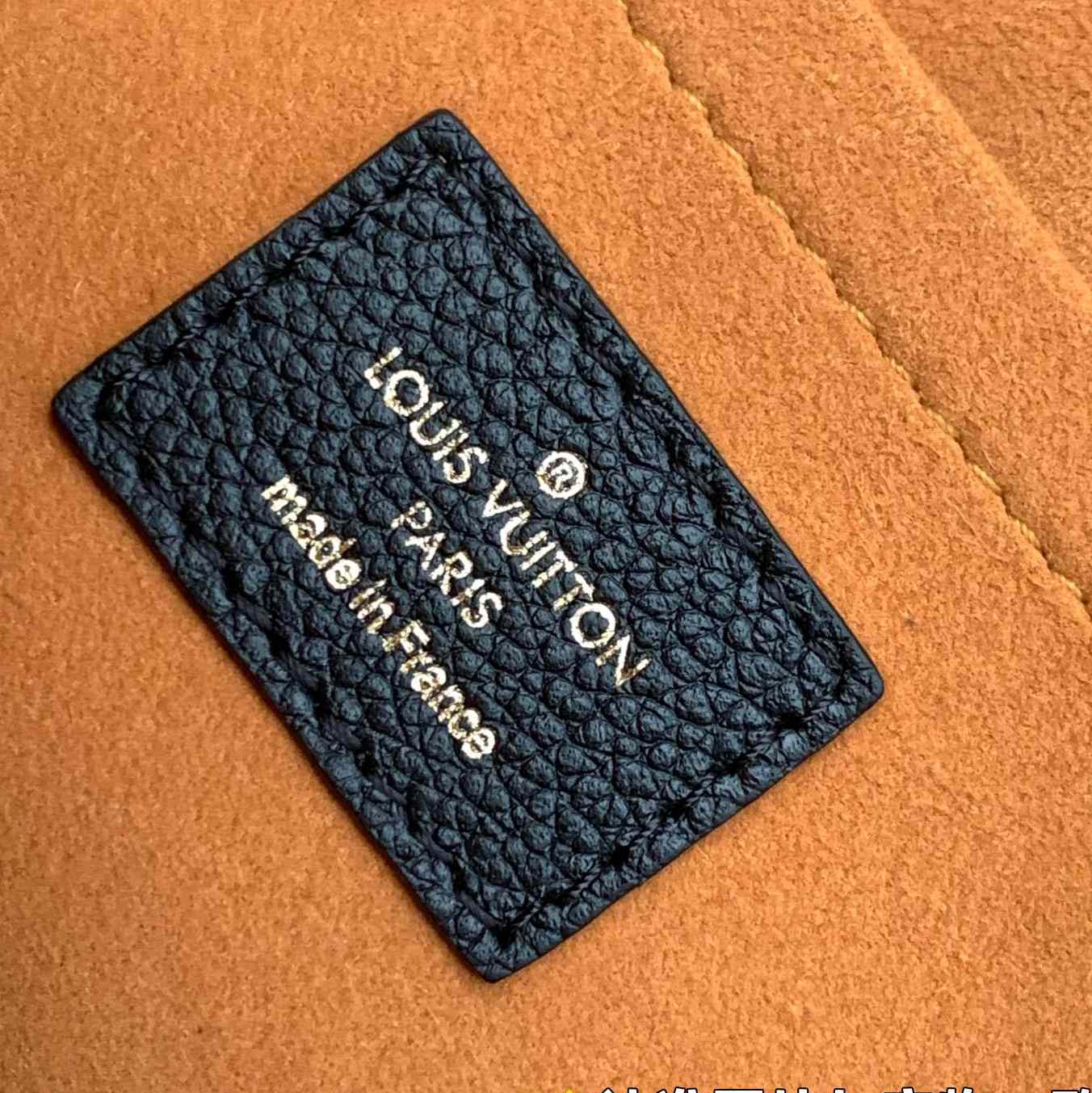 Louis Vuitton Alma BB Bag(25x18x12CM)     M44829  - FashionPlug