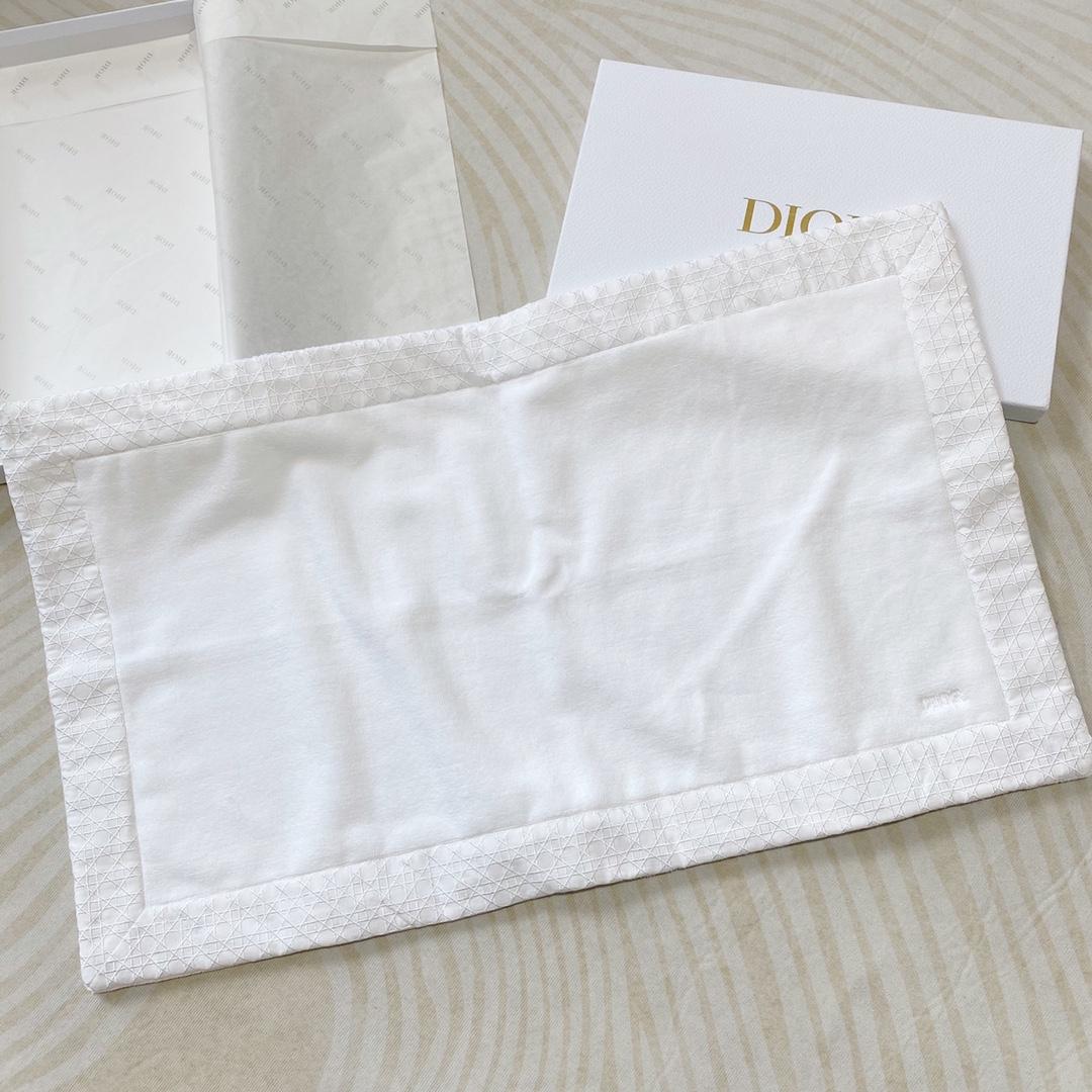 Dior Bath Mat - FashionPlug