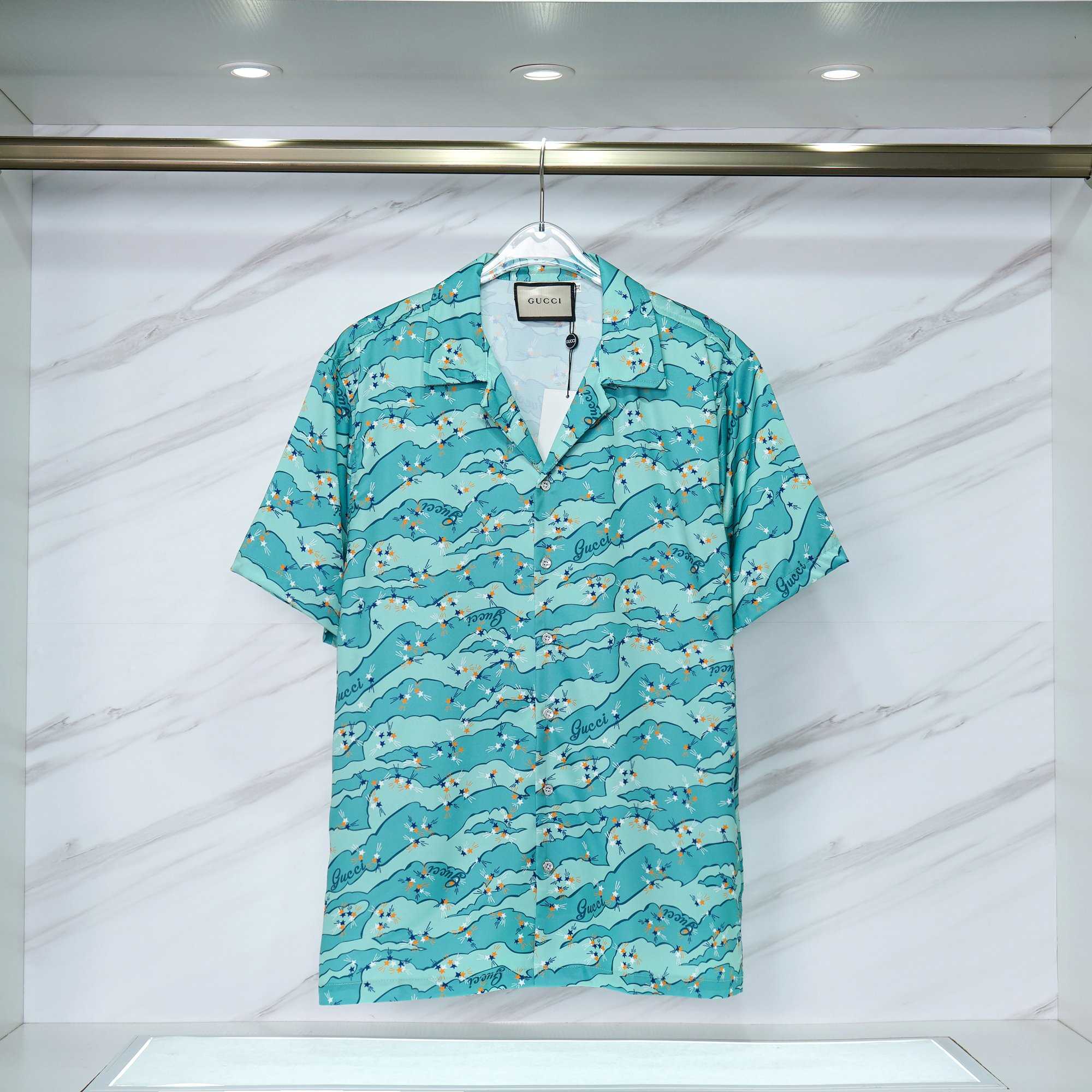 Gucci Lovelight Viscose Bowling Shirt & Shorts - FashionPlug