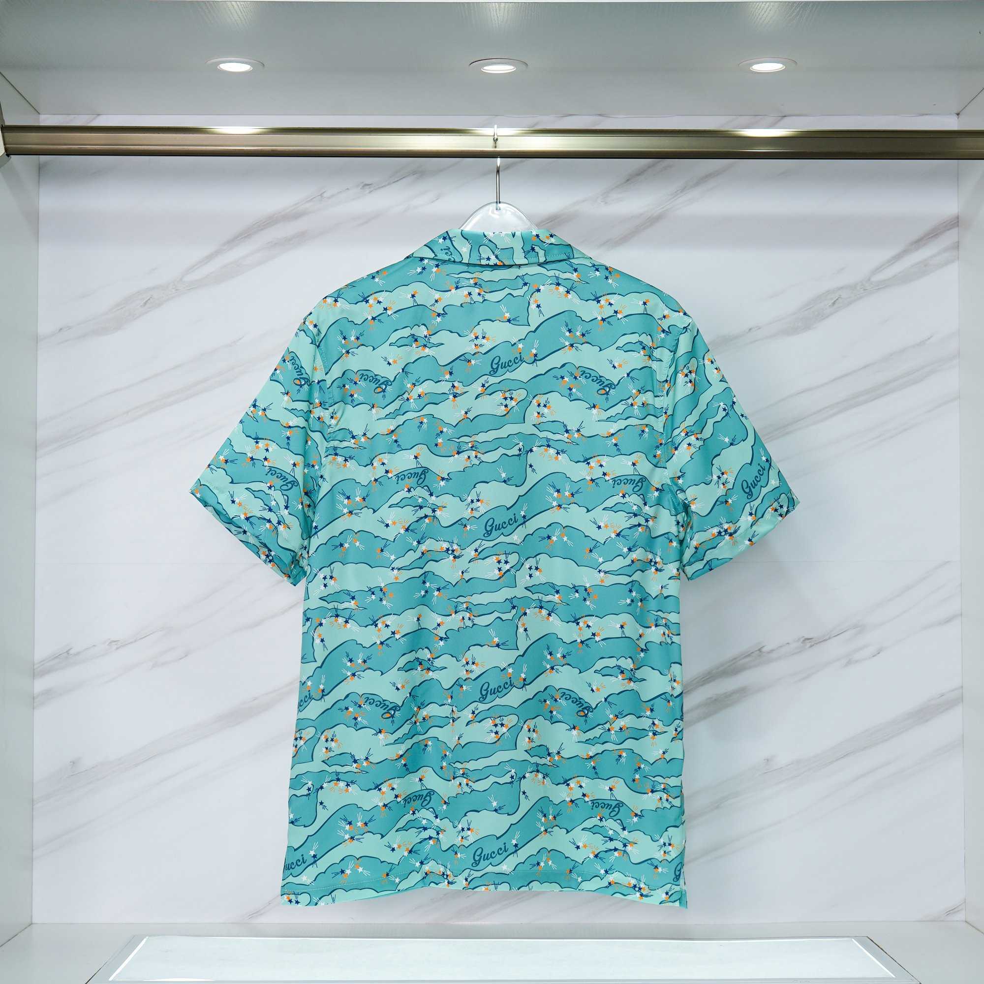 Gucci Lovelight Viscose Bowling Shirt & Shorts - FashionPlug
