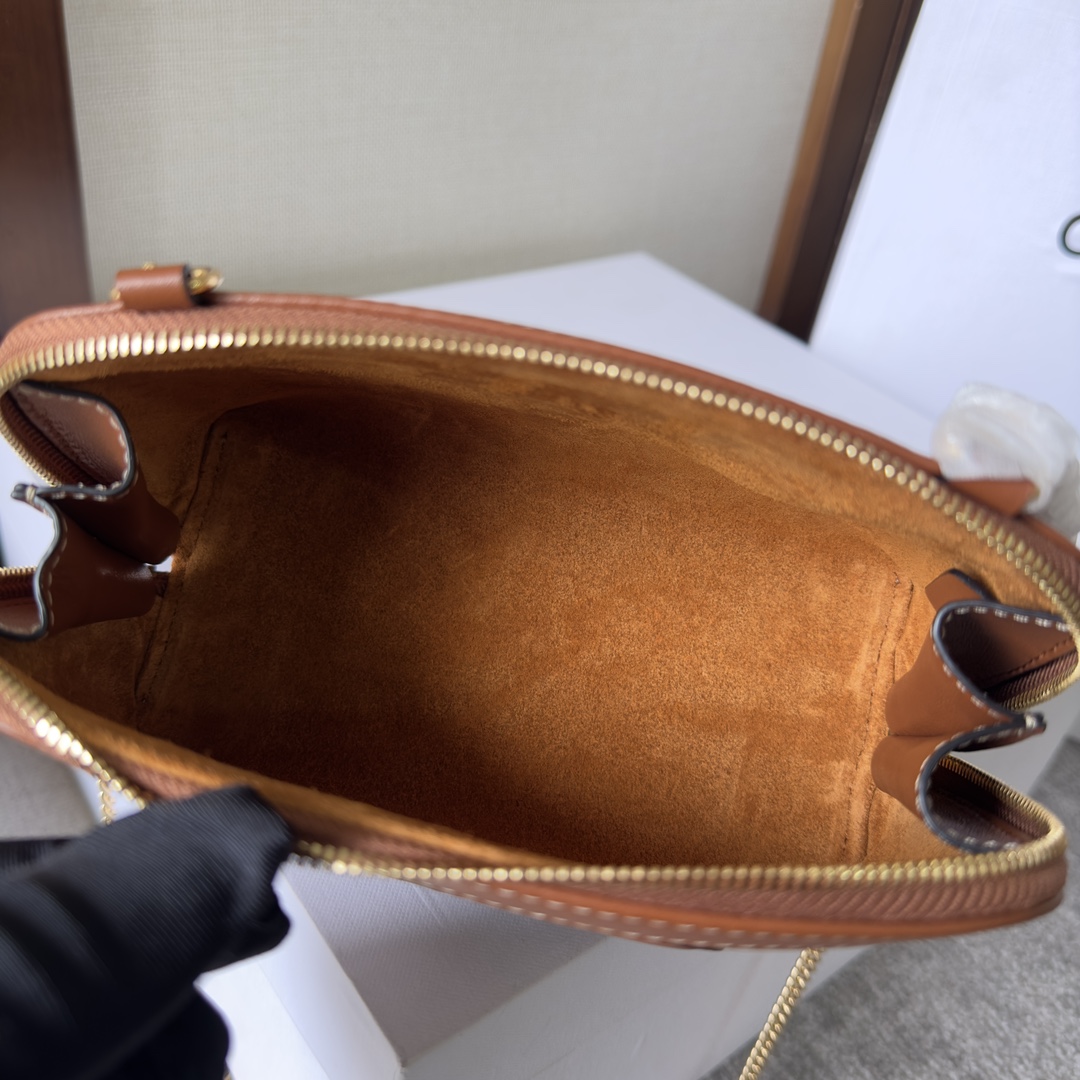 Celine Clutch On Chain Cuir Triomphe In Smooth Calfskin Tan - FashionPlug