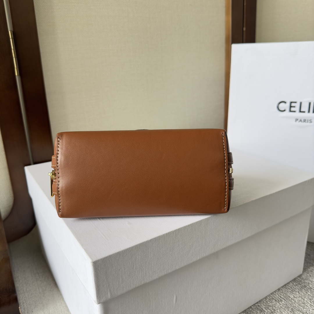 Celine Clutch On Chain Cuir Triomphe In Smooth Calfskin Tan - FashionPlug