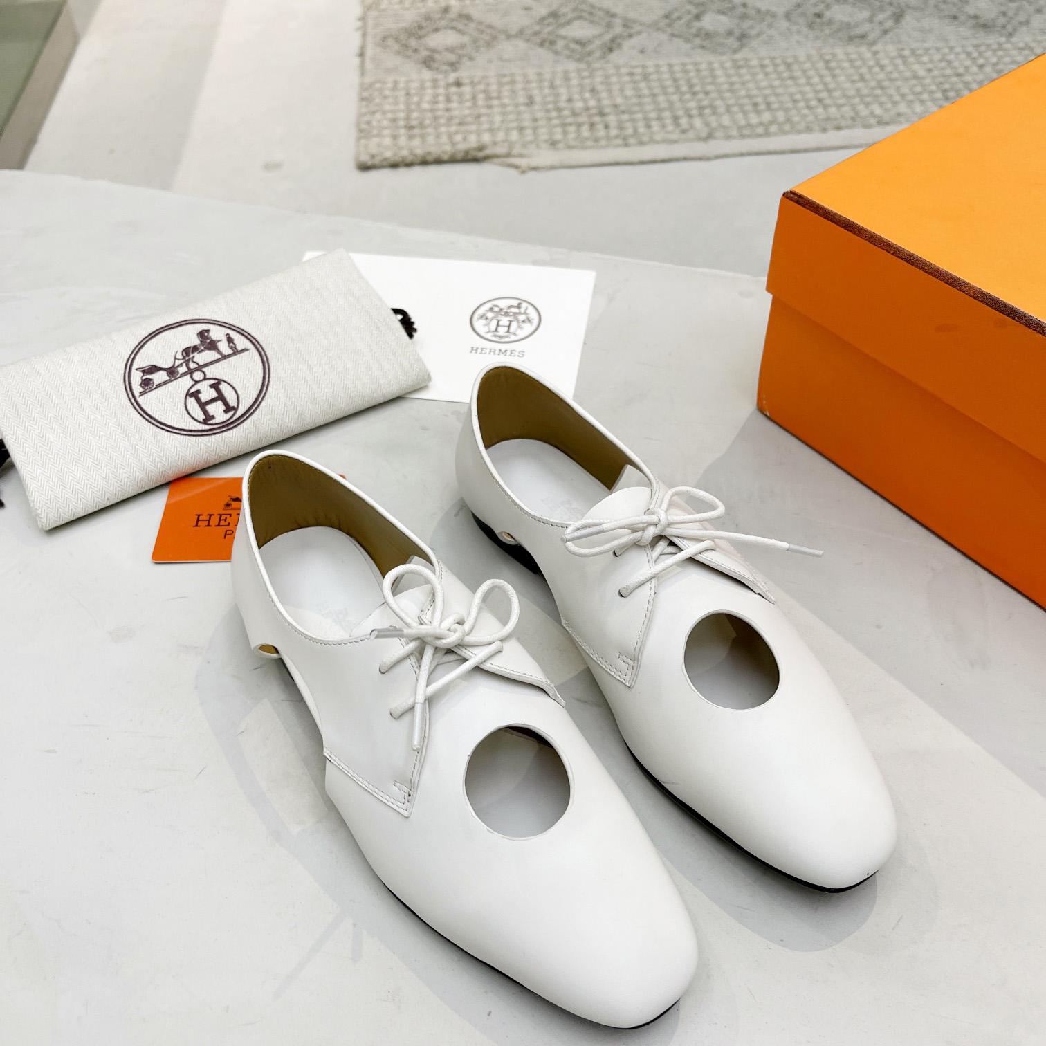 Hermes Lace-Up Shoes - FashionPlug