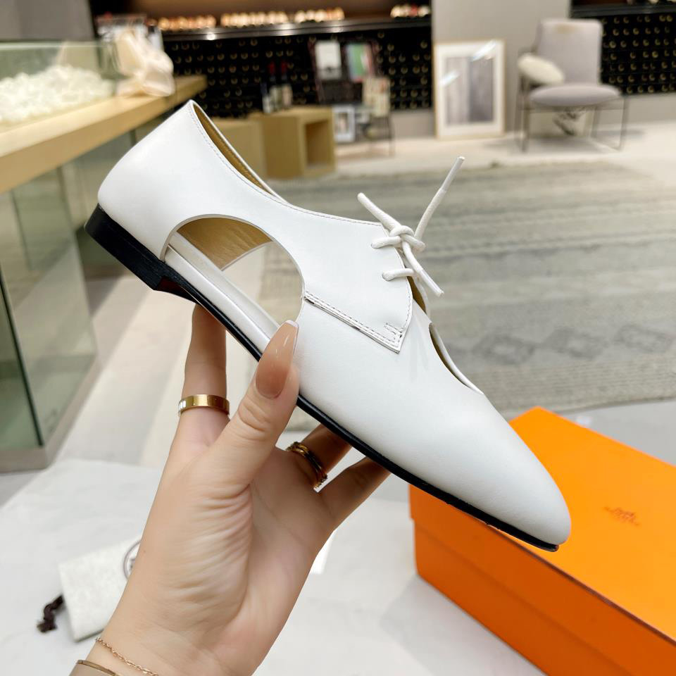 Hermes Lace-Up Shoes - FashionPlug