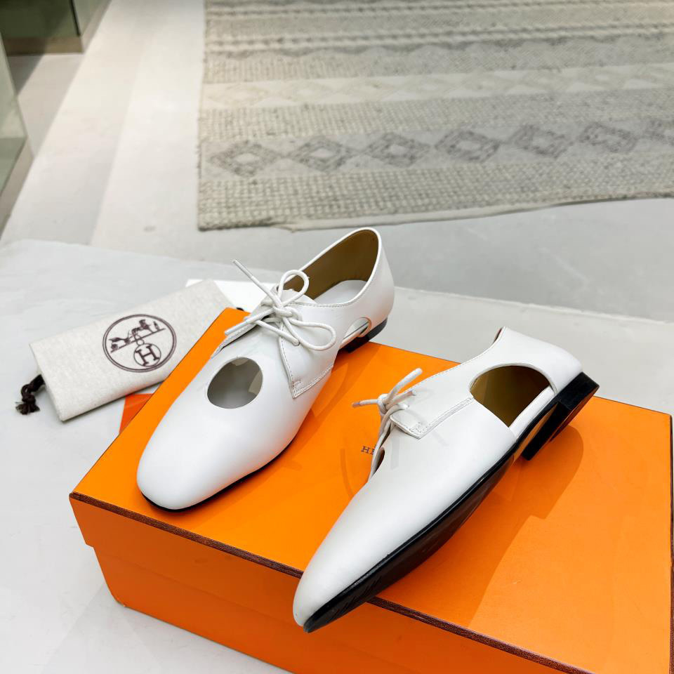 Hermes Lace-Up Shoes - FashionPlug