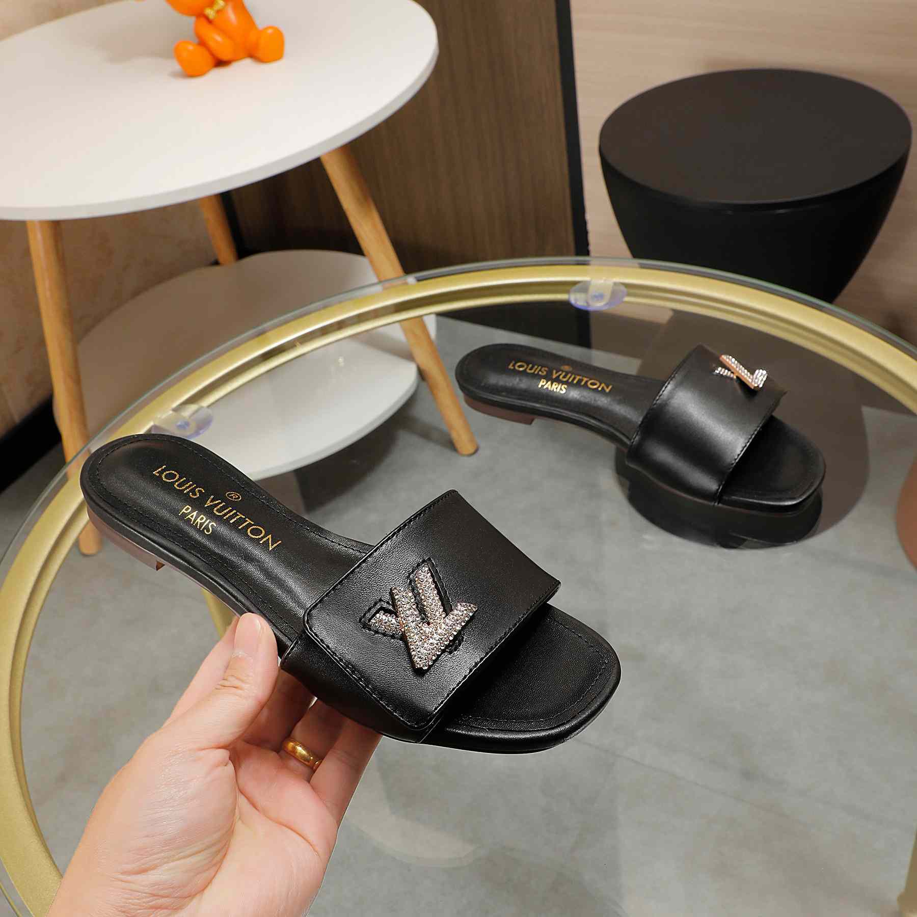 Louis Vuitton Shake Flat Mule       - FashionPlug
