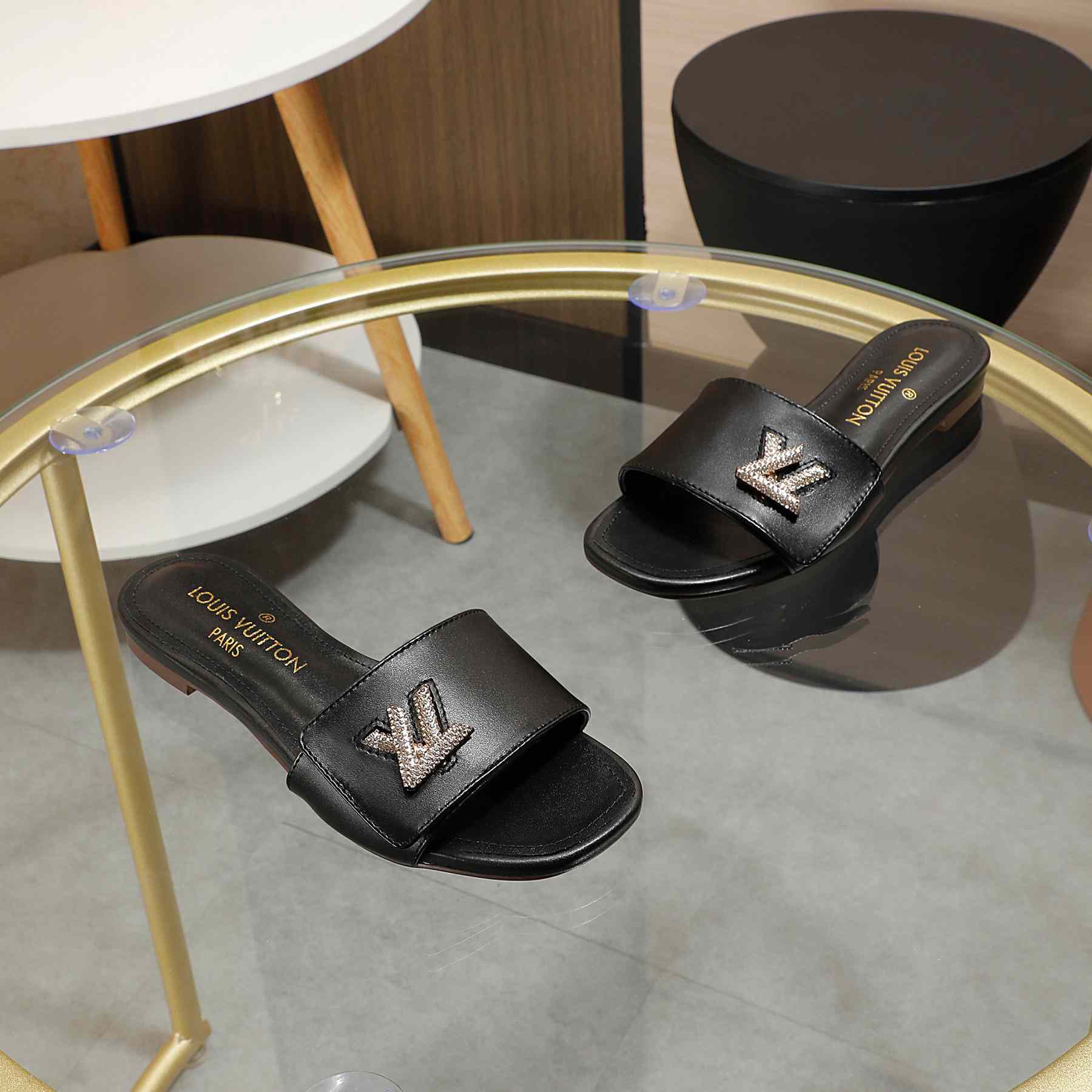 Louis Vuitton Shake Flat Mule       - FashionPlug