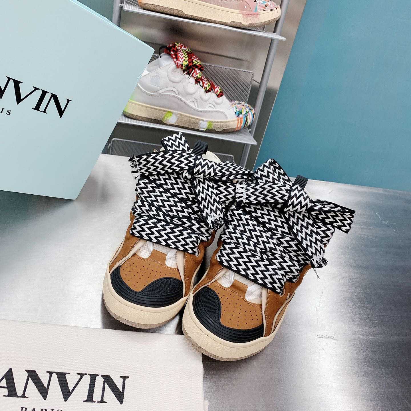 Lanvin Curb Sneakers - FashionPlug