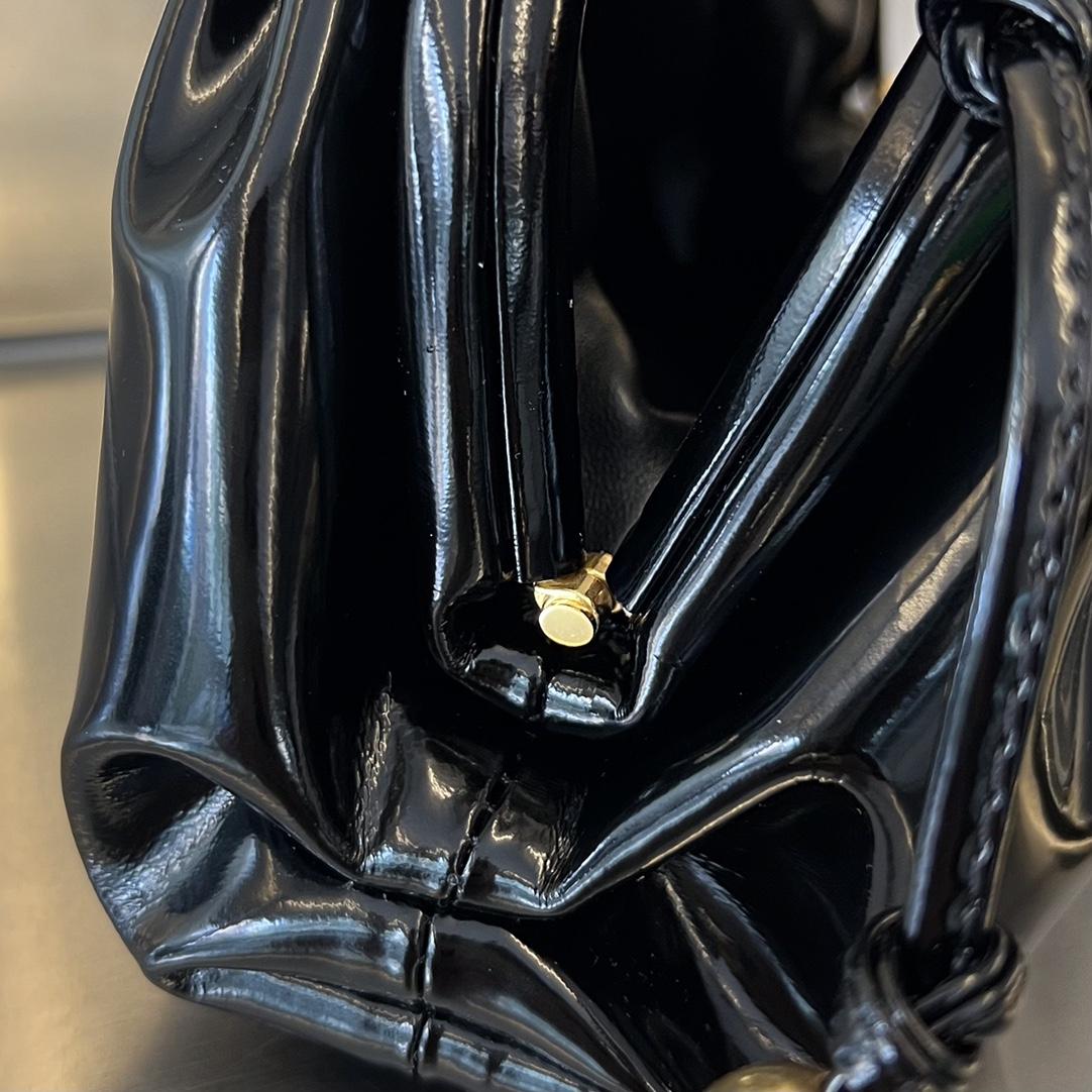 Bottega Veneta Mini Pouch - FashionPlug