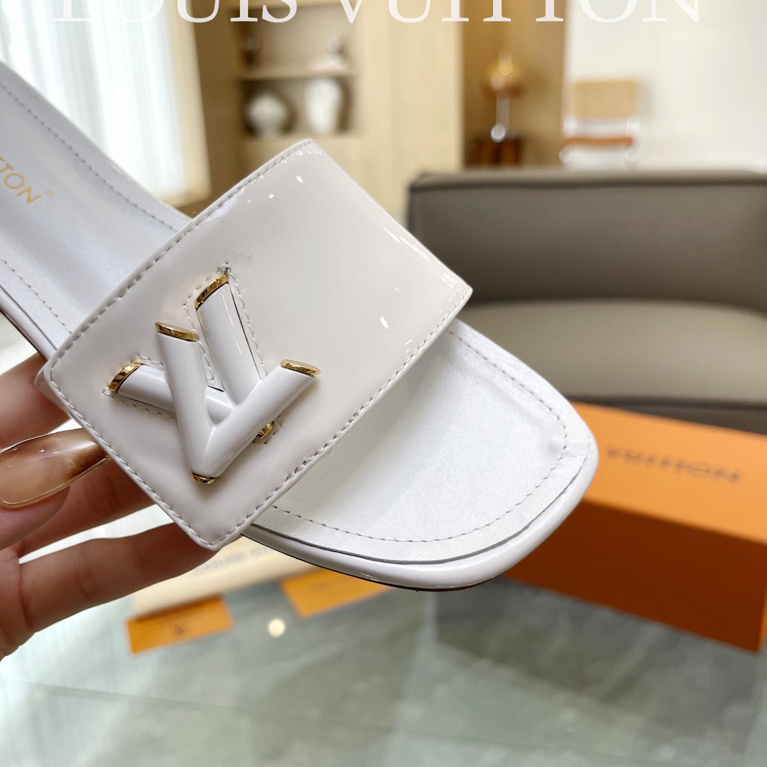 Louis Vuitton Shake Flat Mule       - FashionPlug