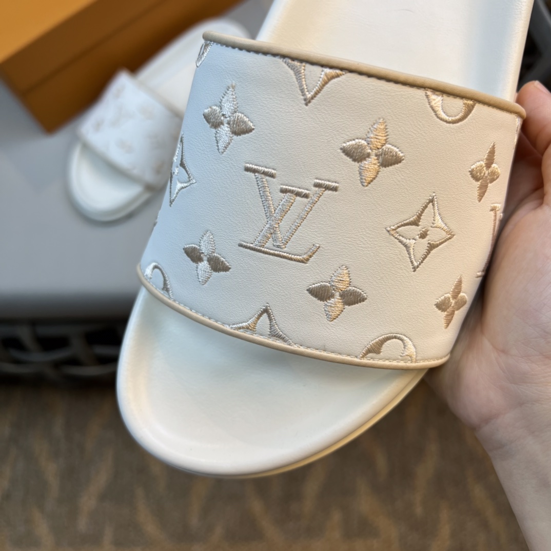 Louis Vuitton Monogram Sandals - FashionPlug