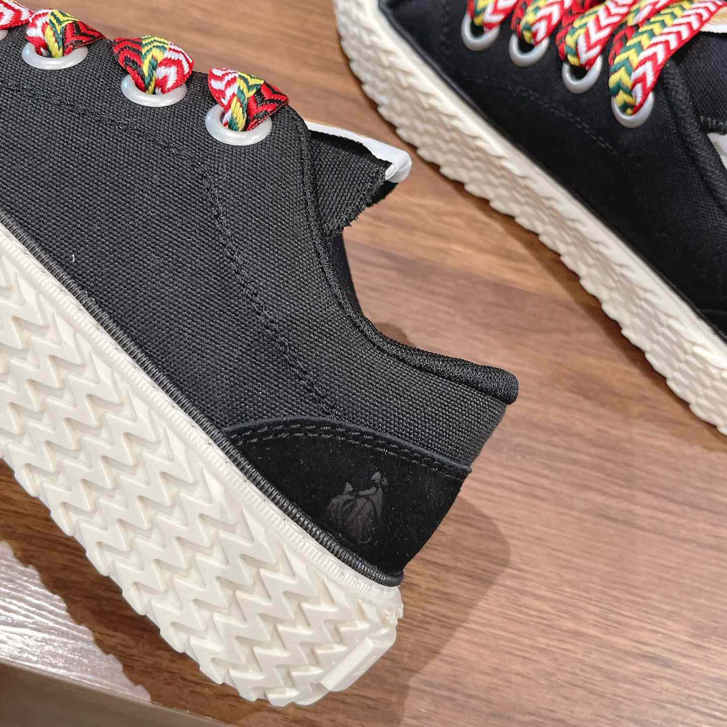 Lanvin Curbies Low-Top Sneakers - FashionPlug