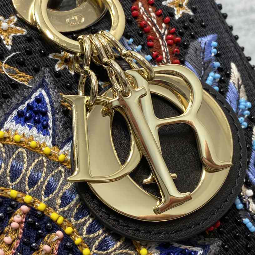 Dior Medium Lady Dior Bag  24cm - FashionPlug