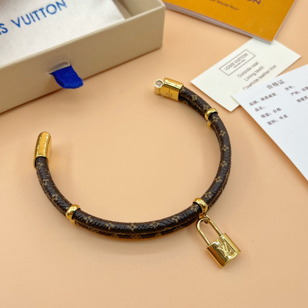 Louis Vuitton Keep It Twice Bracelet      M8109E - FashionPlug