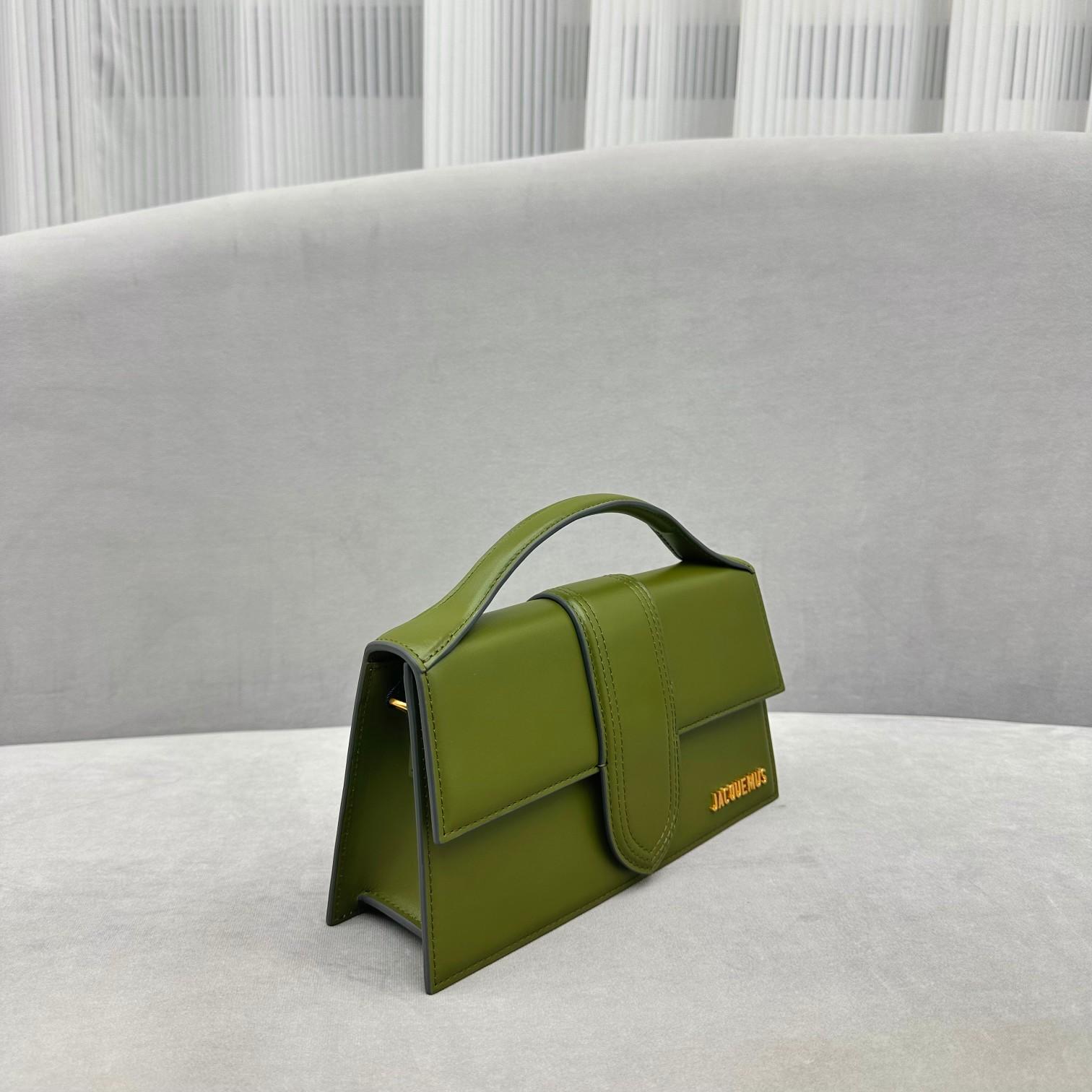 Jacquemus Le Bambino - FashionPlug