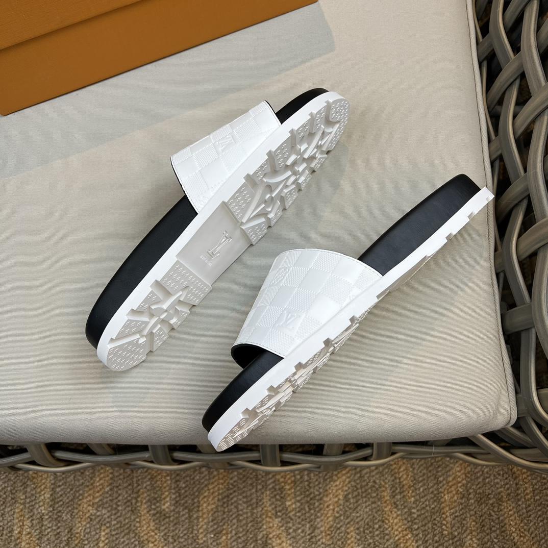 Louis Vuitton Monogram Sandals - FashionPlug