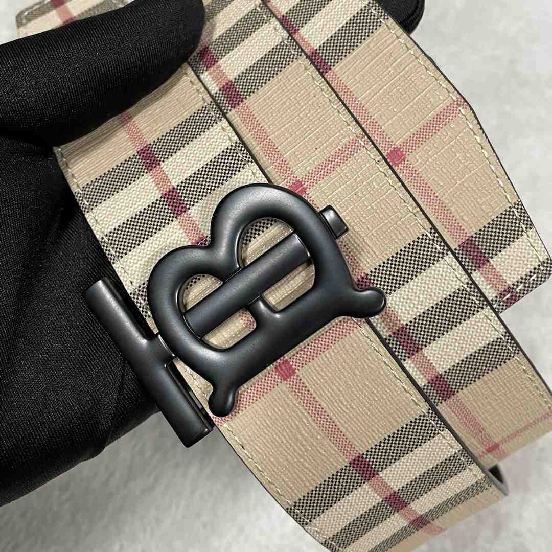 Burberry Check And Leather Reversible TB Belt - FashionPlug