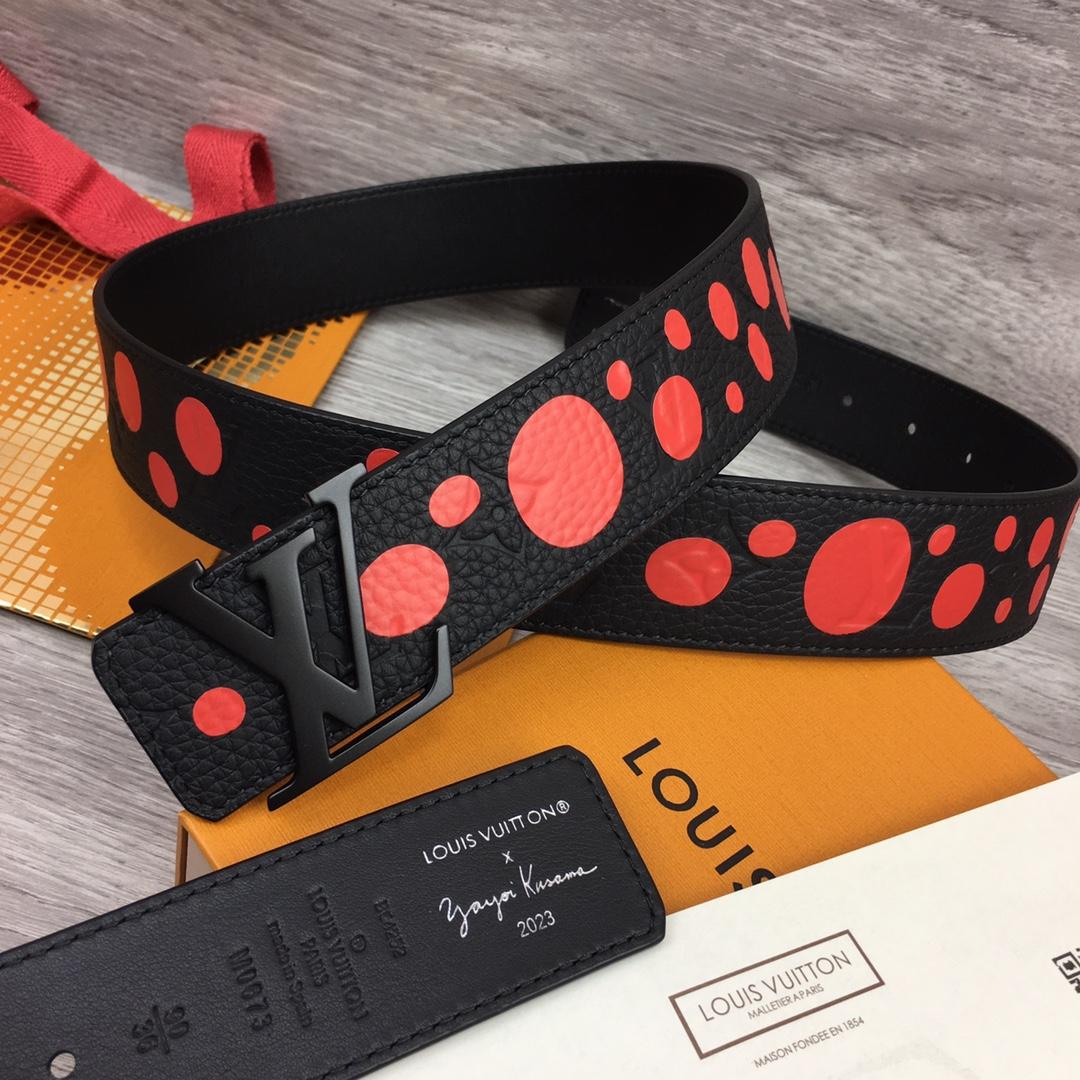 Louis Vuitton LV X YK LV Initiales 40MM Reversible Belt   M0673T - FashionPlug
