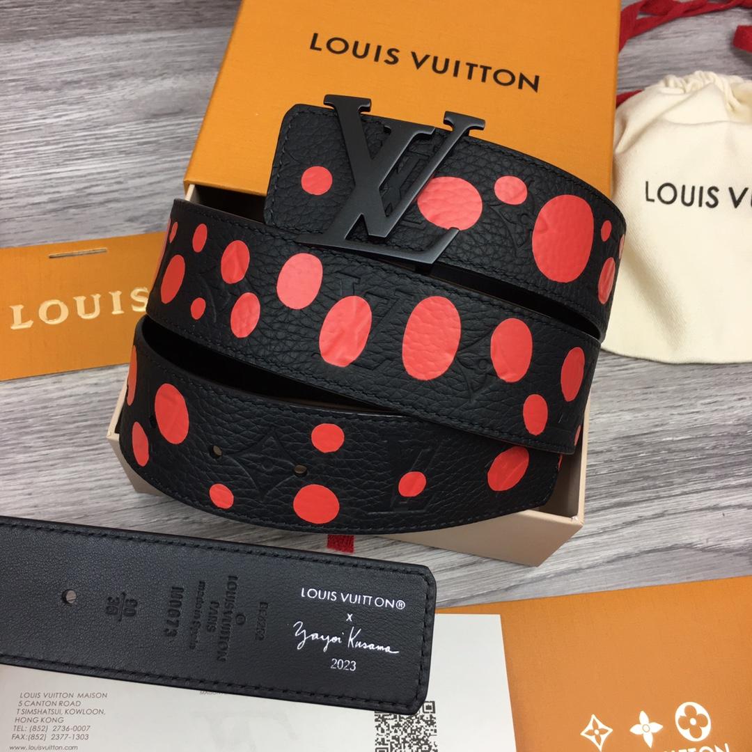 Louis Vuitton LV X YK LV Initiales 40MM Reversible Belt   M0673T - FashionPlug