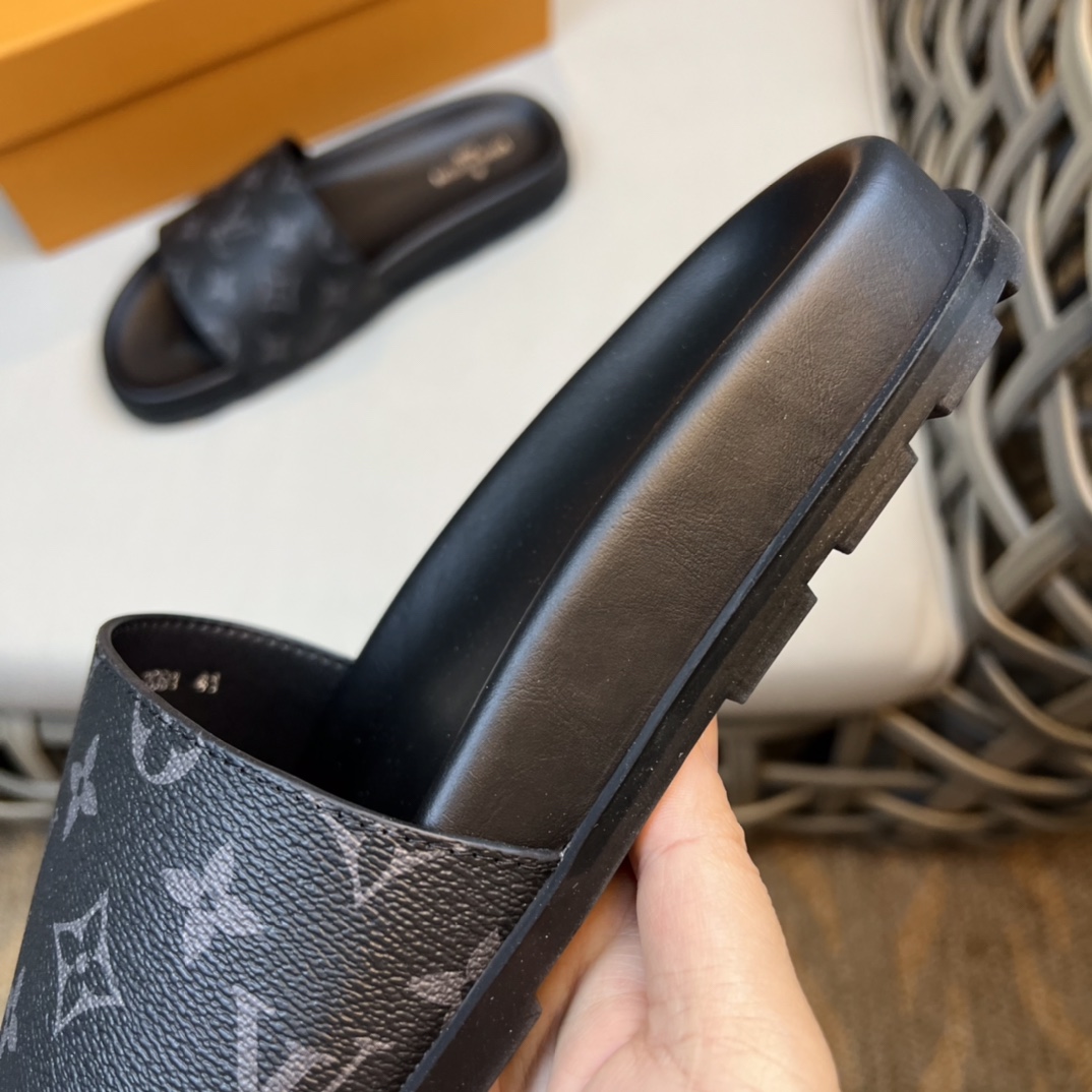Louis Vuitton Monogram Sandals - FashionPlug