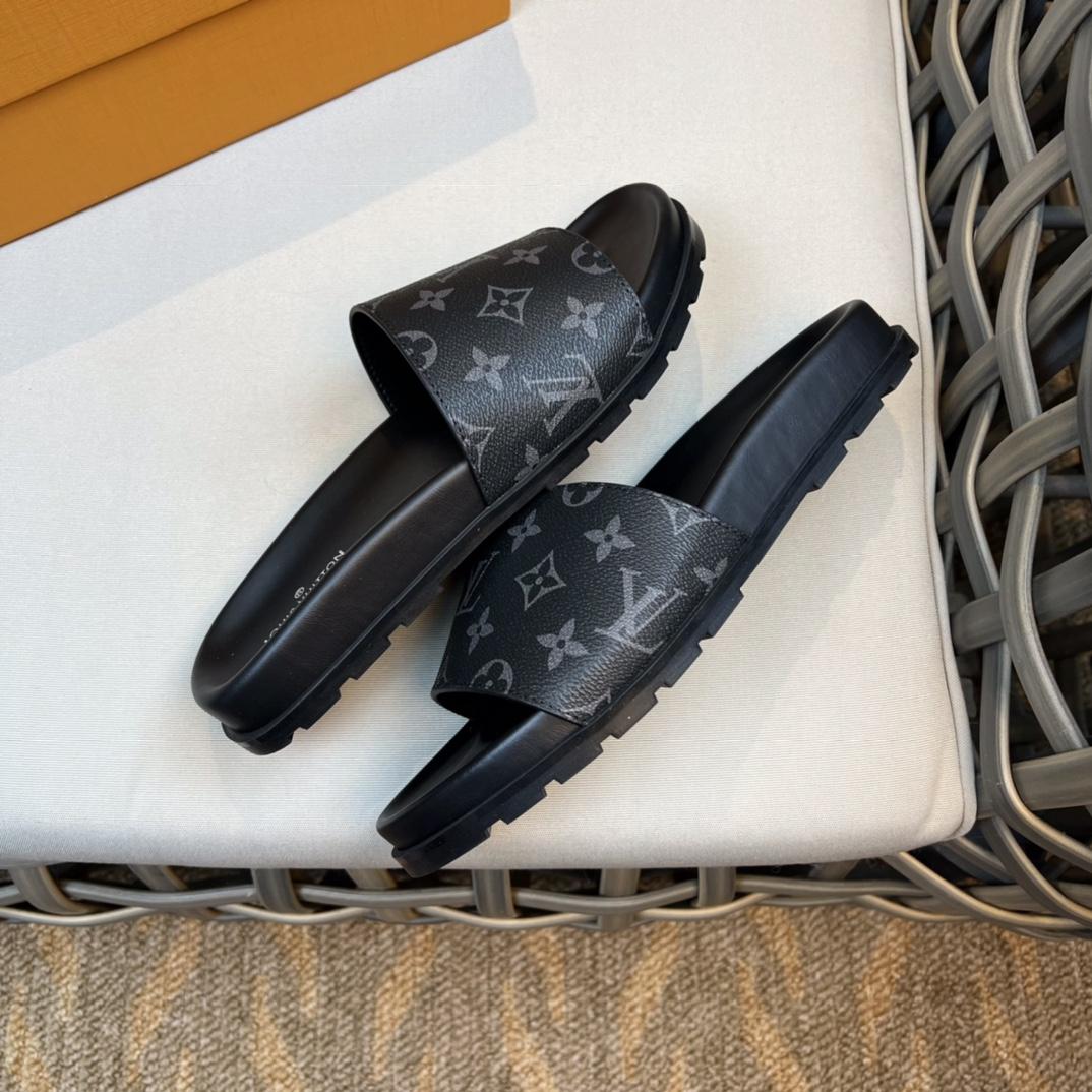 Louis Vuitton Monogram Sandals - FashionPlug